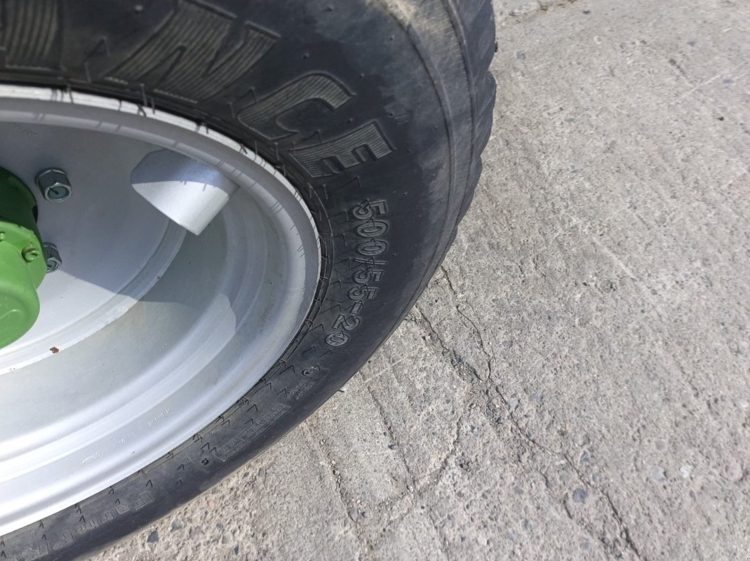 Rundballenpresse del tipo Krone V 180 XC Comprima, Gebrauchtmaschine In Liebenwalde (Immagine 7)