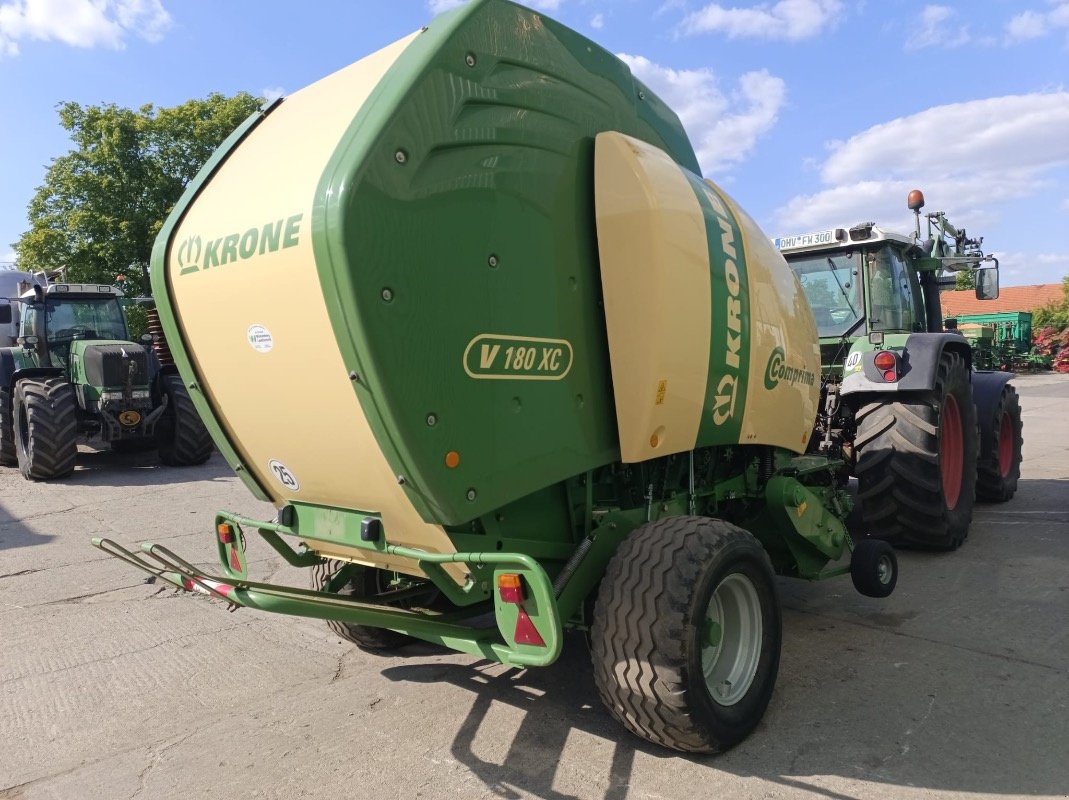 Rundballenpresse del tipo Krone V 180 XC Comprima, Gebrauchtmaschine In Liebenwalde (Immagine 23)