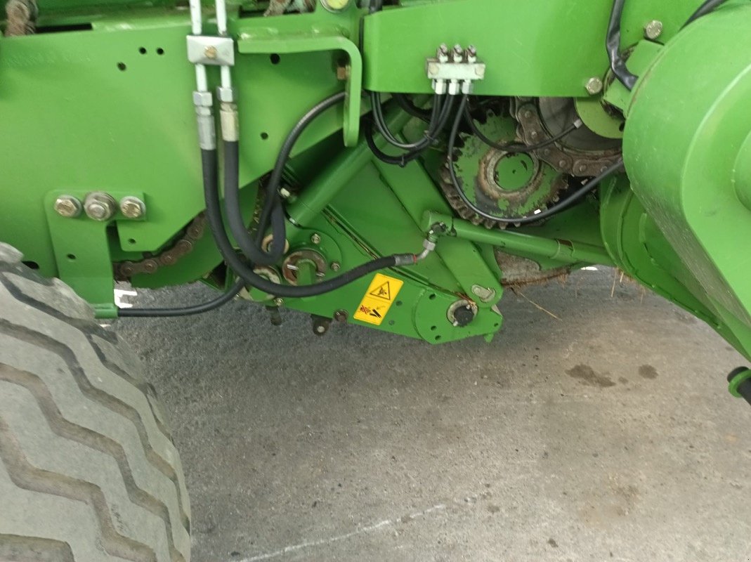 Rundballenpresse del tipo Krone V 180 XC Comprima, Gebrauchtmaschine In Liebenwalde (Immagine 24)