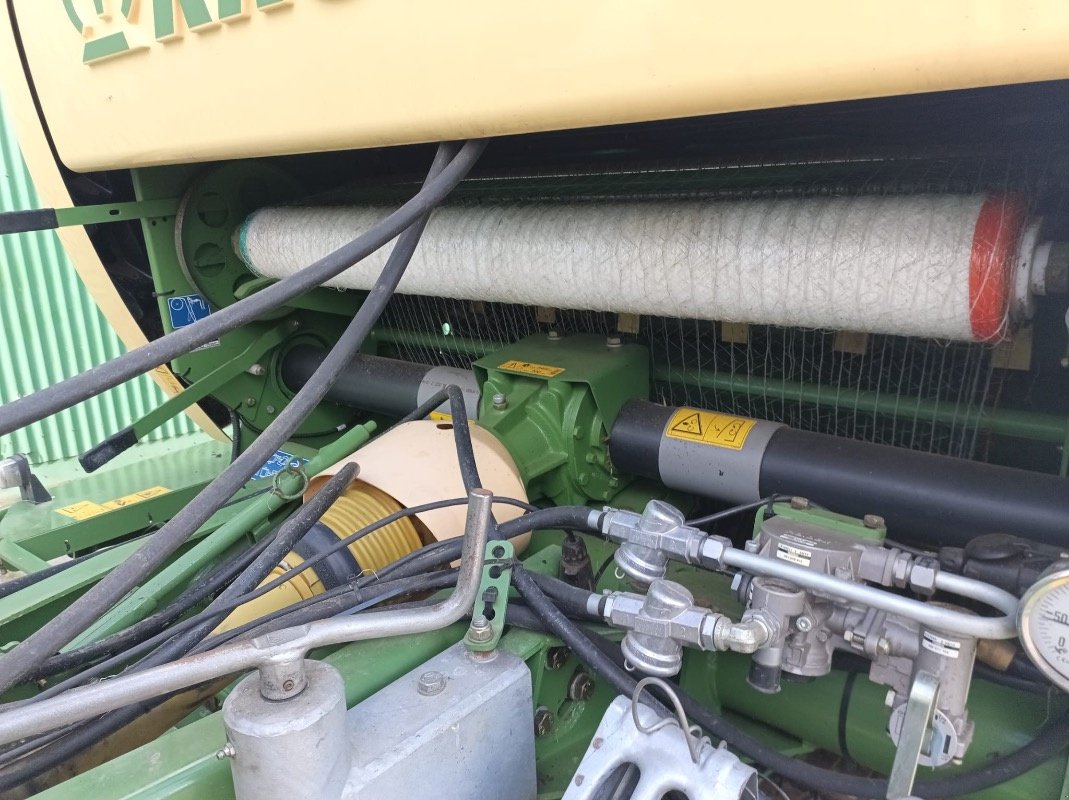 Rundballenpresse del tipo Krone V 180 XC Comprima, Gebrauchtmaschine In Liebenwalde (Immagine 30)
