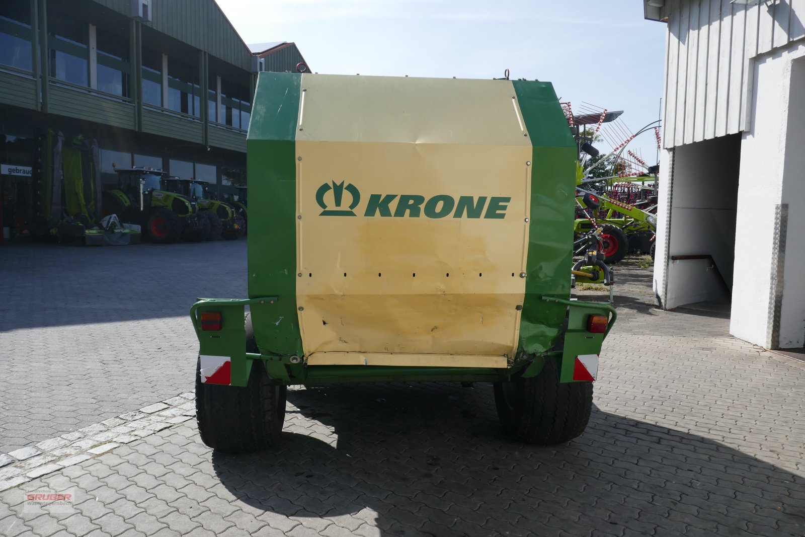 Rundballenpresse des Typs Krone Vario Pack 1500 MC, Gebrauchtmaschine in Dorfen (Bild 4)