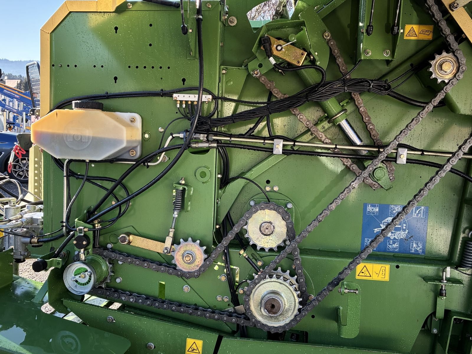 Rundballenpresse des Typs Krone Vario Pack 1500 MC, Gebrauchtmaschine in Villach (Bild 9)