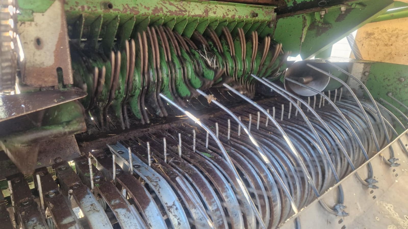 Rundballenpresse tip Krone Vario Pack 1500, Gebrauchtmaschine in Villach/Zauchen (Poză 4)