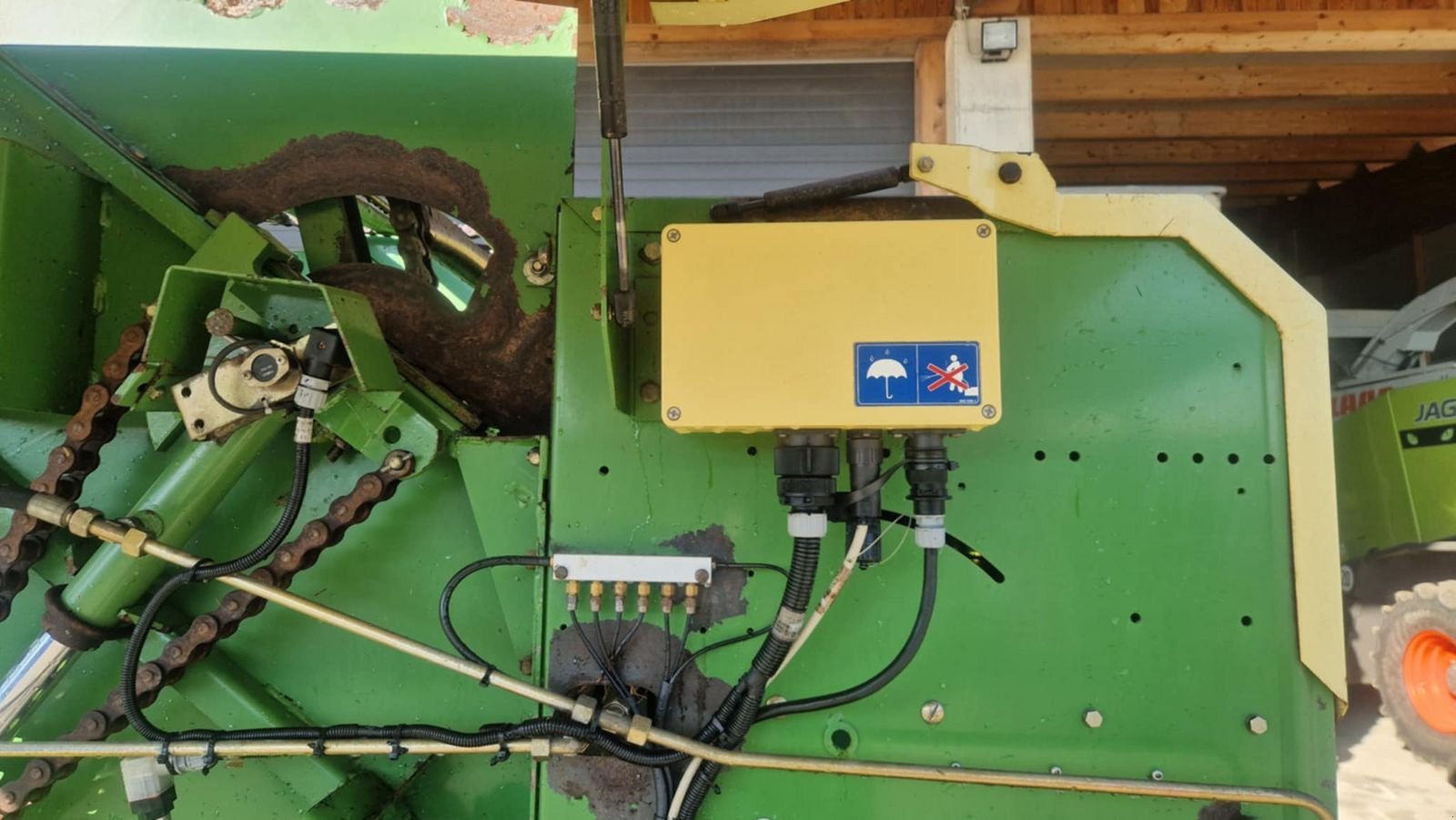 Rundballenpresse tip Krone Vario Pack 1500, Gebrauchtmaschine in Villach/Zauchen (Poză 3)