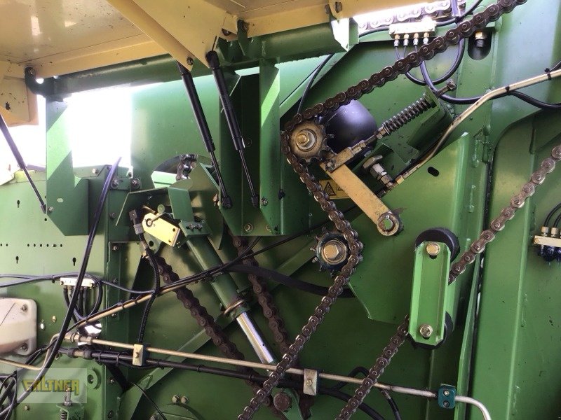 Rundballenpresse типа Krone Vario Pack 1500, Gebrauchtmaschine в Büchlberg (Фотография 8)