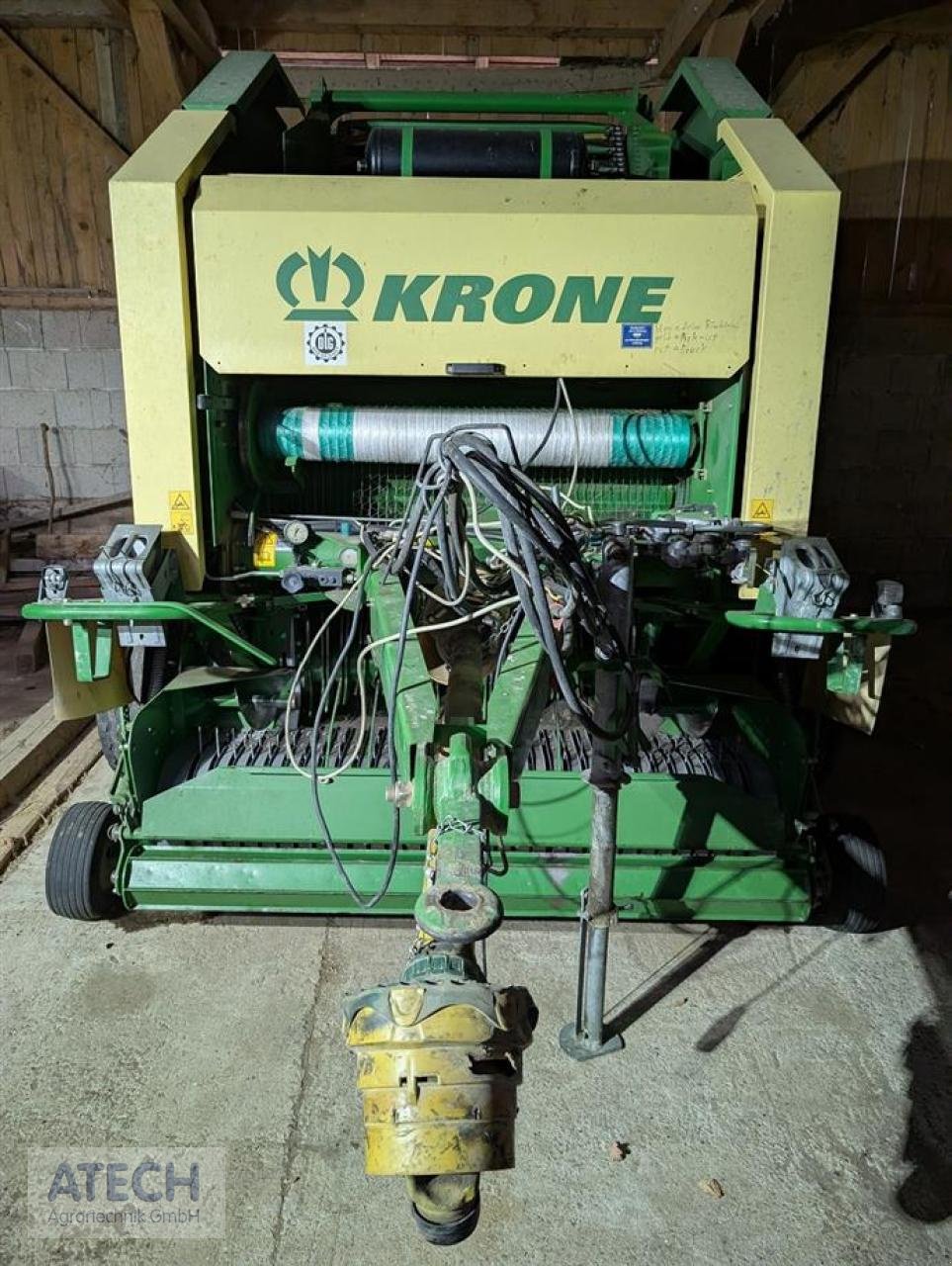 Rundballenpresse des Typs Krone Vario Pack 1800 MC, Gebrauchtmaschine in Velburg (Bild 1)