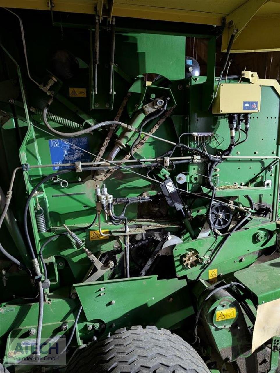 Rundballenpresse des Typs Krone Vario Pack 1800 MC, Gebrauchtmaschine in Velburg (Bild 6)
