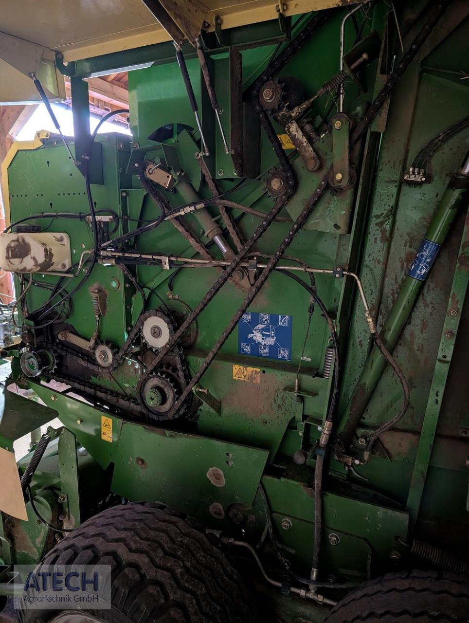 Rundballenpresse des Typs Krone Vario Pack 1800 MC, Gebrauchtmaschine in Velburg (Bild 7)