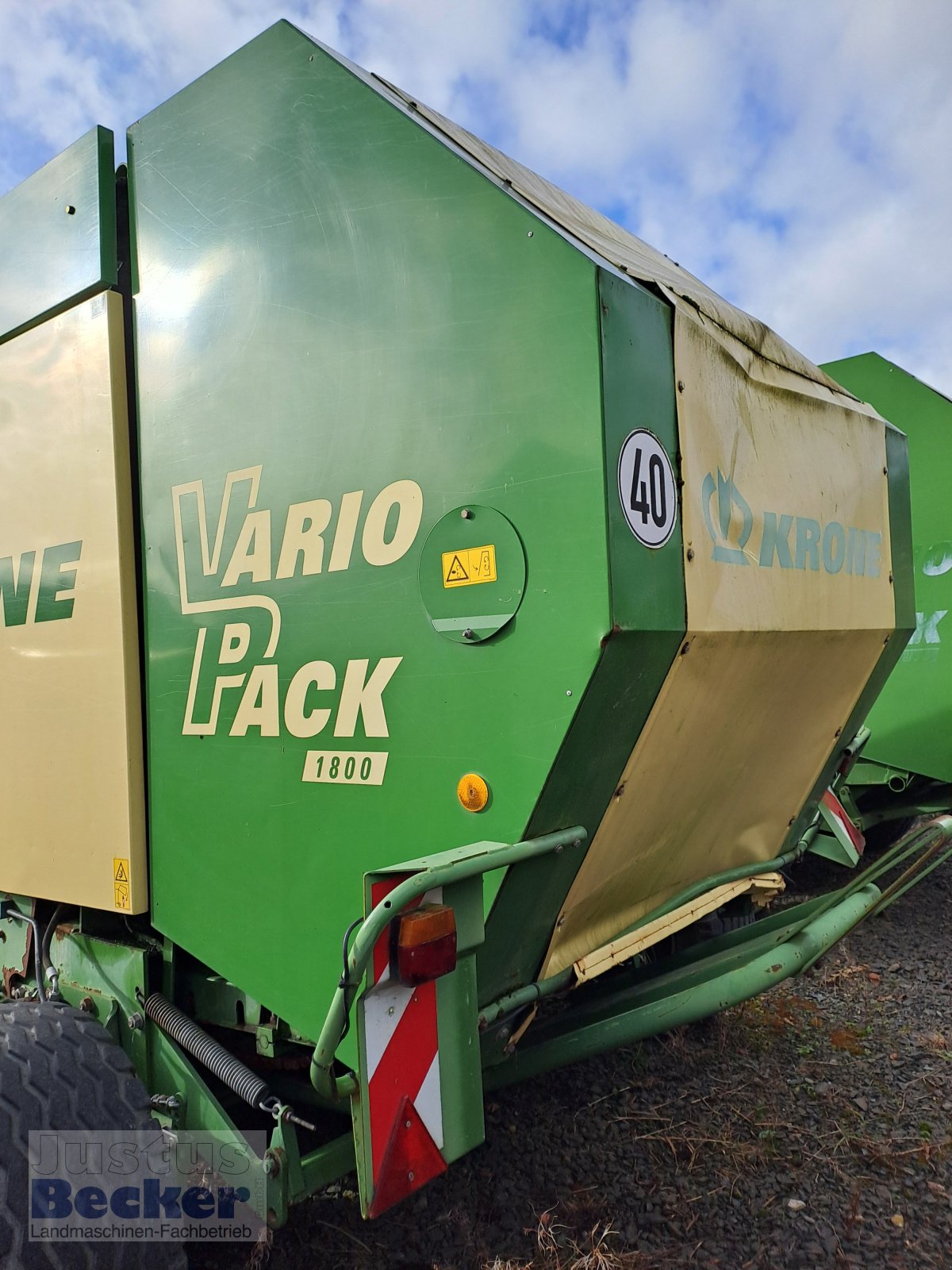 Rundballenpresse des Typs Krone Vario Pack 1800, Gebrauchtmaschine in Weimar-Niederwalgern (Bild 3)