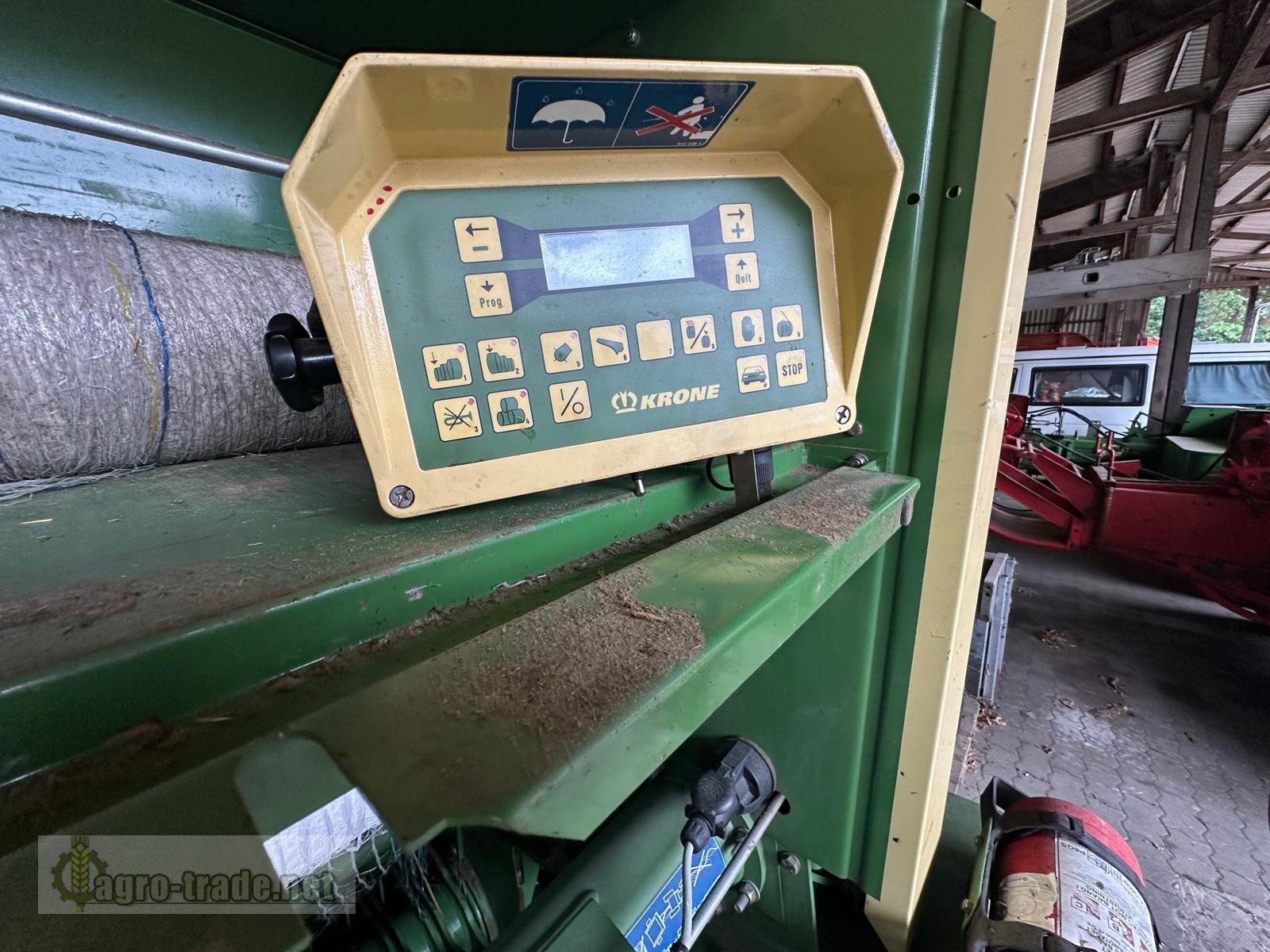 Rundballenpresse типа Krone VarioPack 1800, Gebrauchtmaschine в Ellerdorf (Фотография 10)
