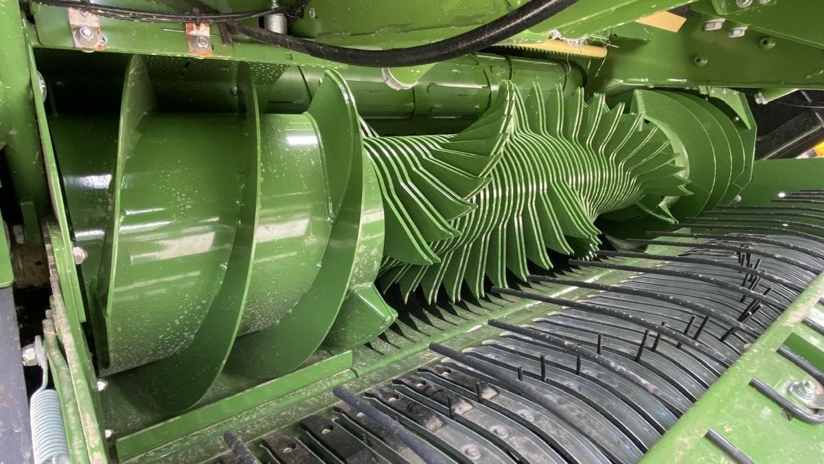 Rundballenpresse типа Krone VariPack V 165 XC Plus, Gebrauchtmaschine в Hürm (Фотография 9)