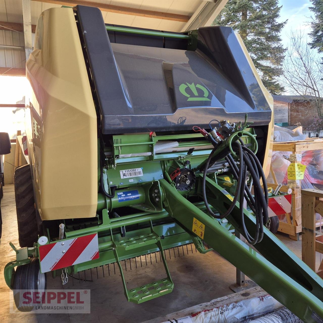 Rundballenpresse des Typs Krone VARIPACK V 165 XC PLUS, Neumaschine in Groß-Umstadt (Bild 3)