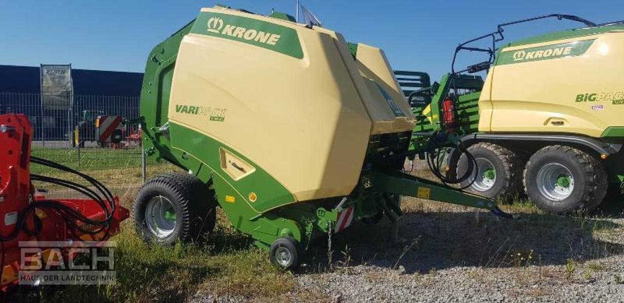 Rundballenpresse des Typs Krone VARIPACK V 165 XC, Neumaschine in Boxberg-Seehof (Bild 1)