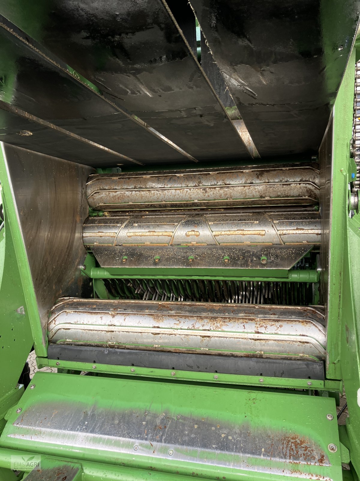 Rundballenpresse des Typs Krone VARIPACK V 190 XC PL, Gebrauchtmaschine in Vöhringen (Bild 2)