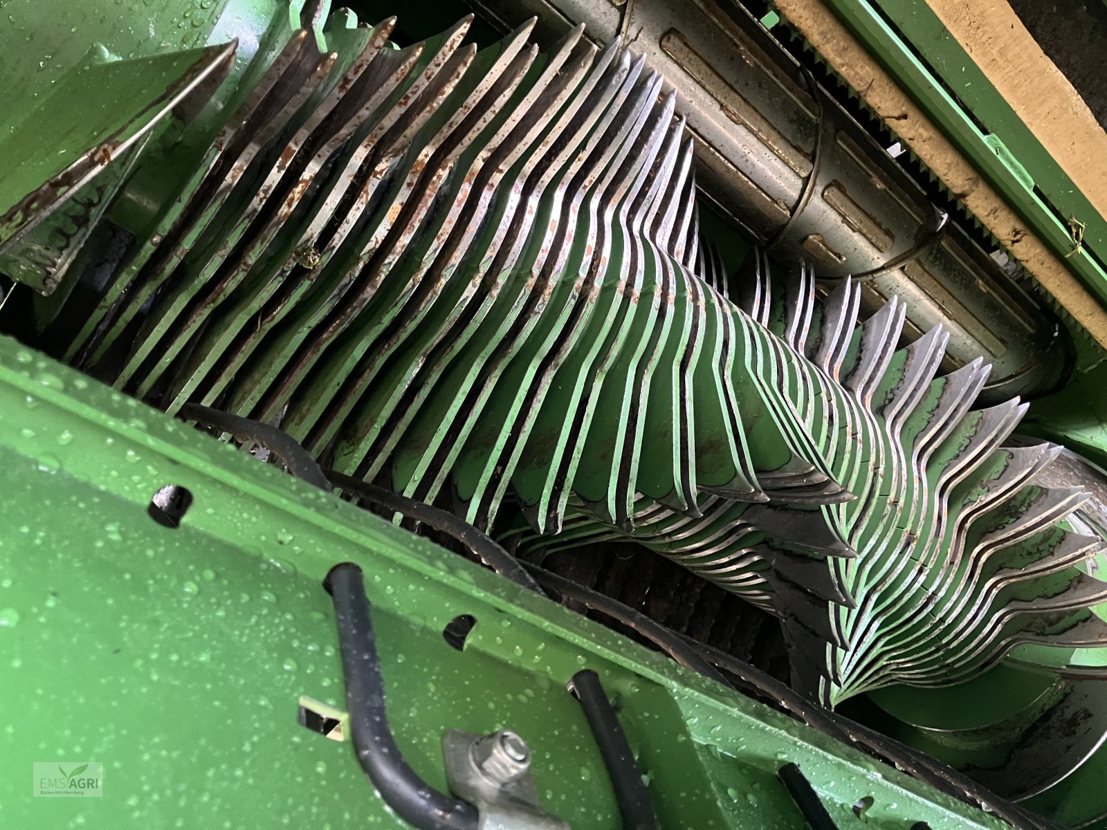 Rundballenpresse des Typs Krone VARIPACK V 190 XC PL, Gebrauchtmaschine in Vöhringen (Bild 4)