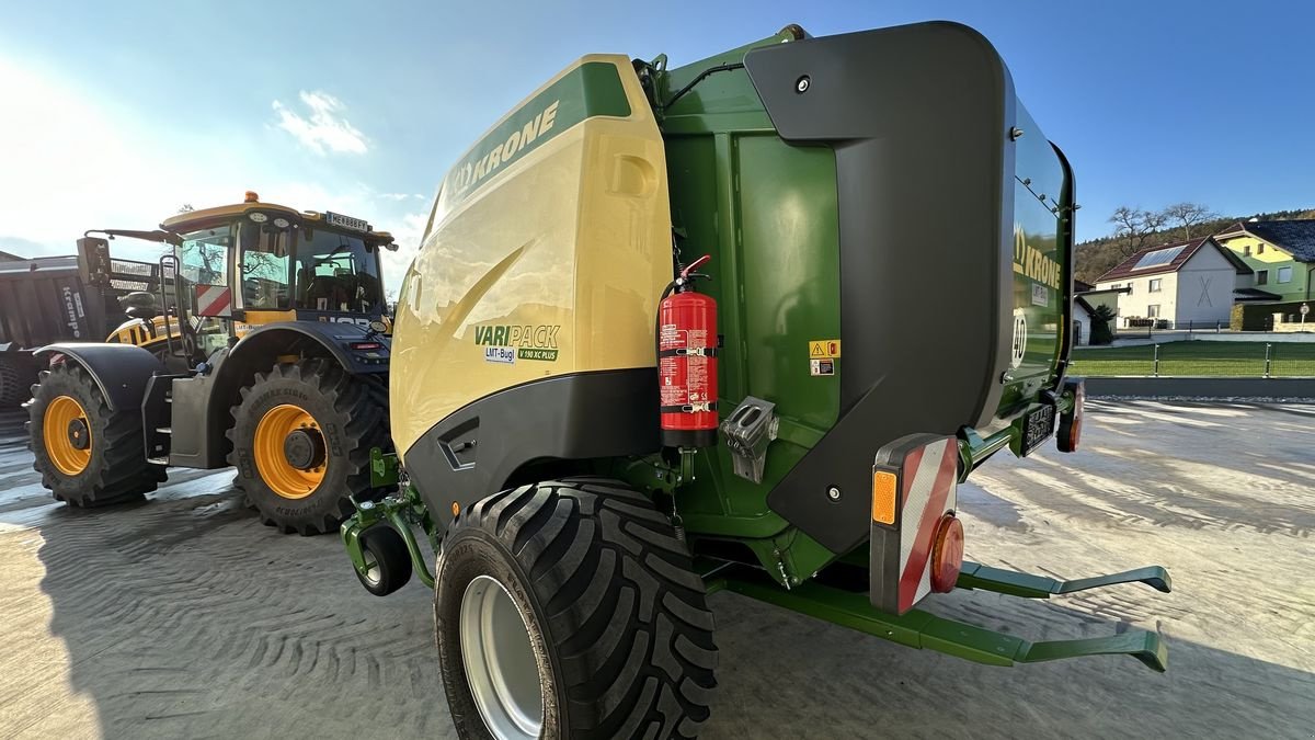 Rundballenpresse типа Krone VariPack V 190 XC Plus, Gebrauchtmaschine в Hürm (Фотография 11)