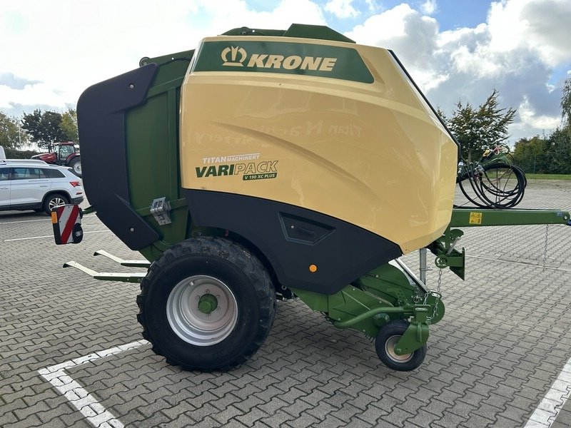 Rundballenpresse des Typs Krone VariPack V 190 XC Plus, Neumaschine in Rollwitz (Bild 3)