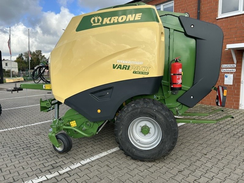 Rundballenpresse des Typs Krone VariPack V 190 XC Plus, Neumaschine in Rollwitz (Bild 4)