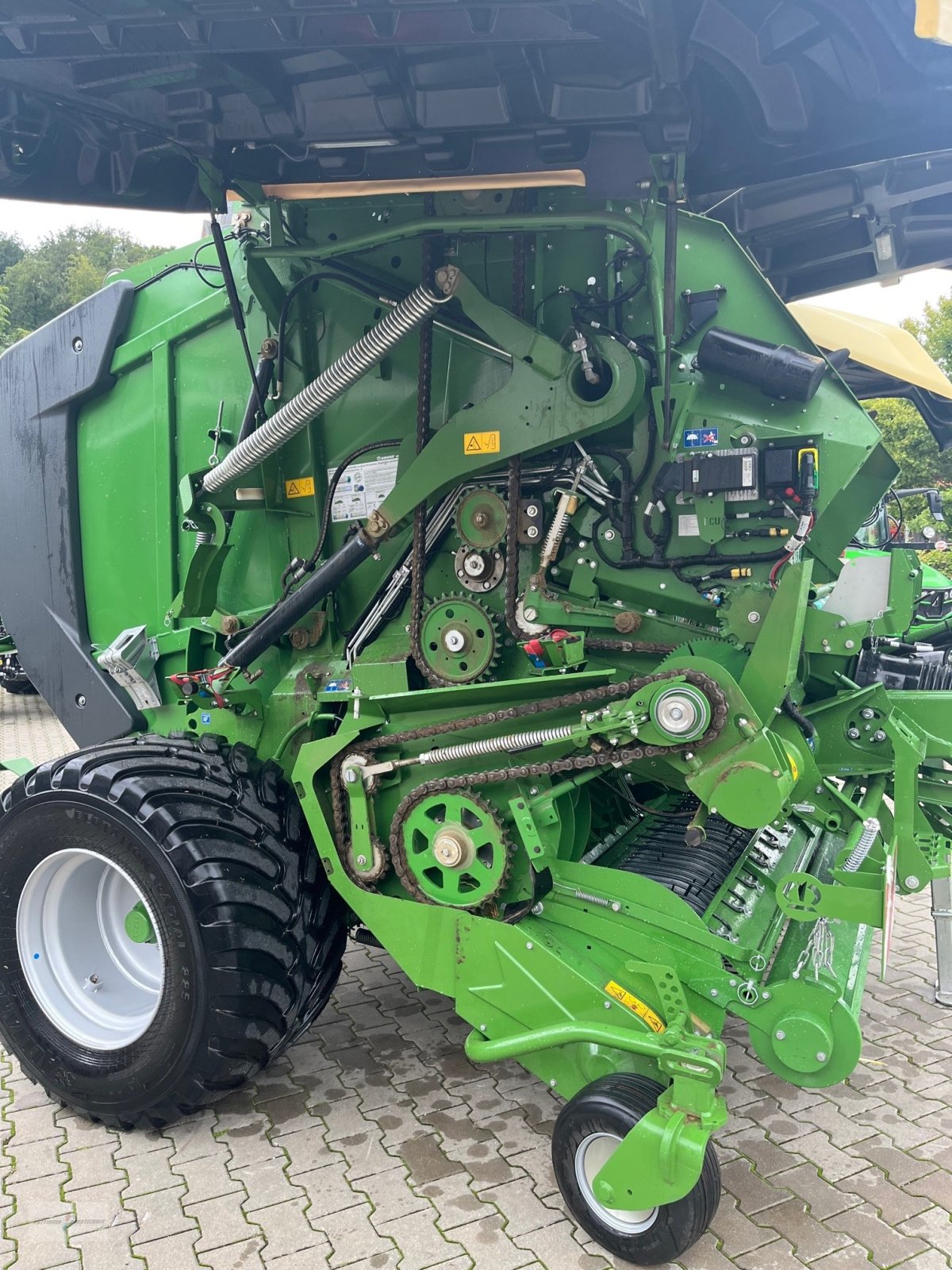 Rundballenpresse tip Krone VariPack V 190 XC Plus, Neumaschine in Treuchtlingen (Poză 9)