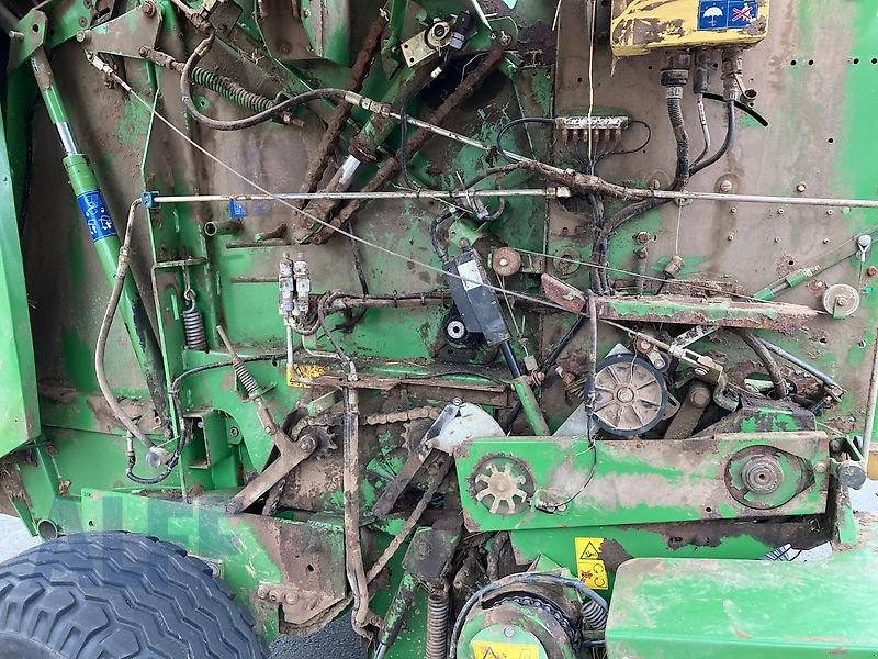 Rundballenpresse des Typs Krone VP 1500MC, Gebrauchtmaschine in Bitburg-Flugplatz (Bild 17)