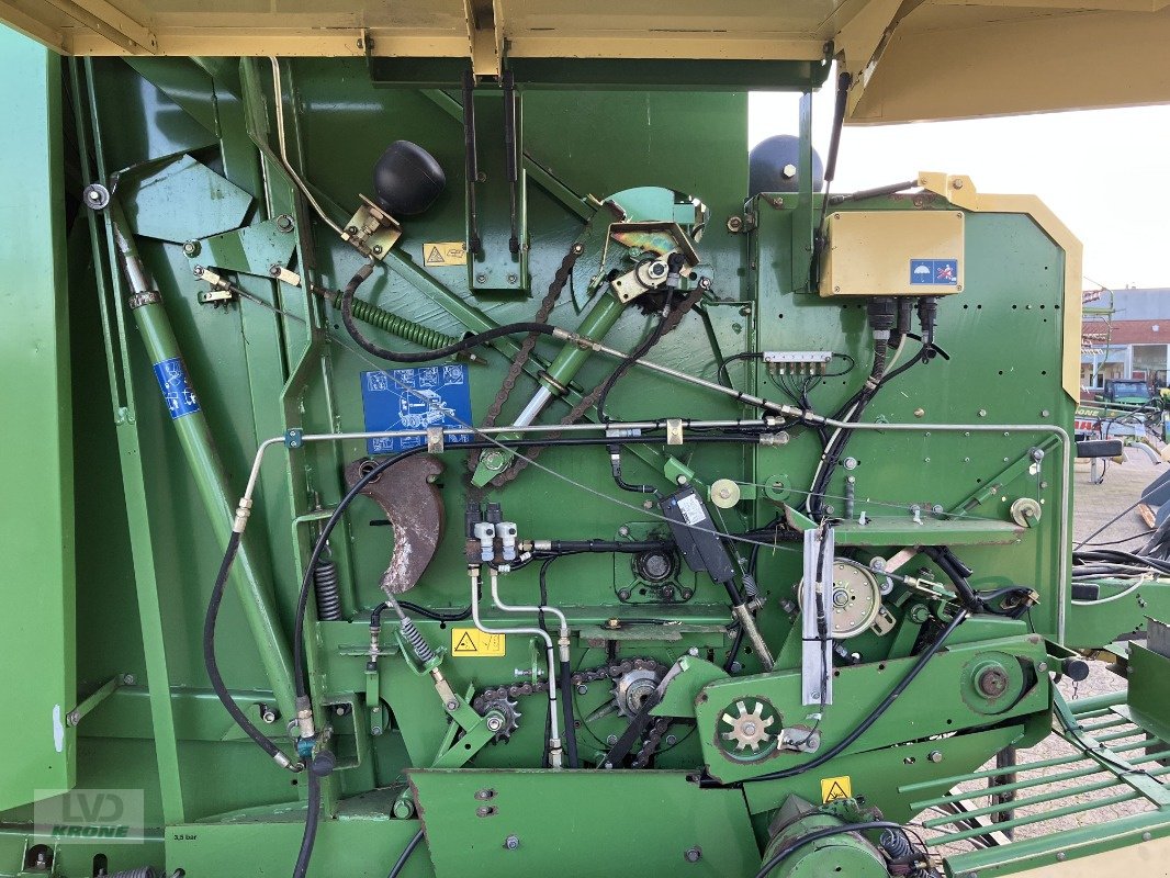 Rundballenpresse от тип Krone VP 1800 MC, Gebrauchtmaschine в Spelle (Снимка 11)