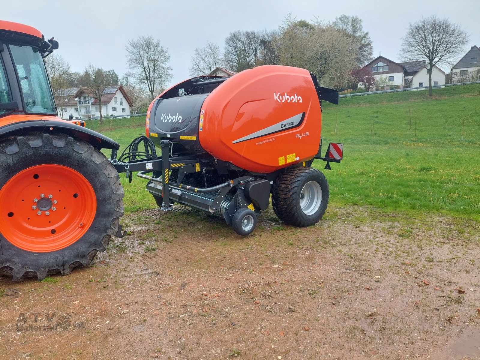 Rundballenpresse des Typs Kubota BV 5160, Neumaschine in Schweitenkirchen (Bild 1)