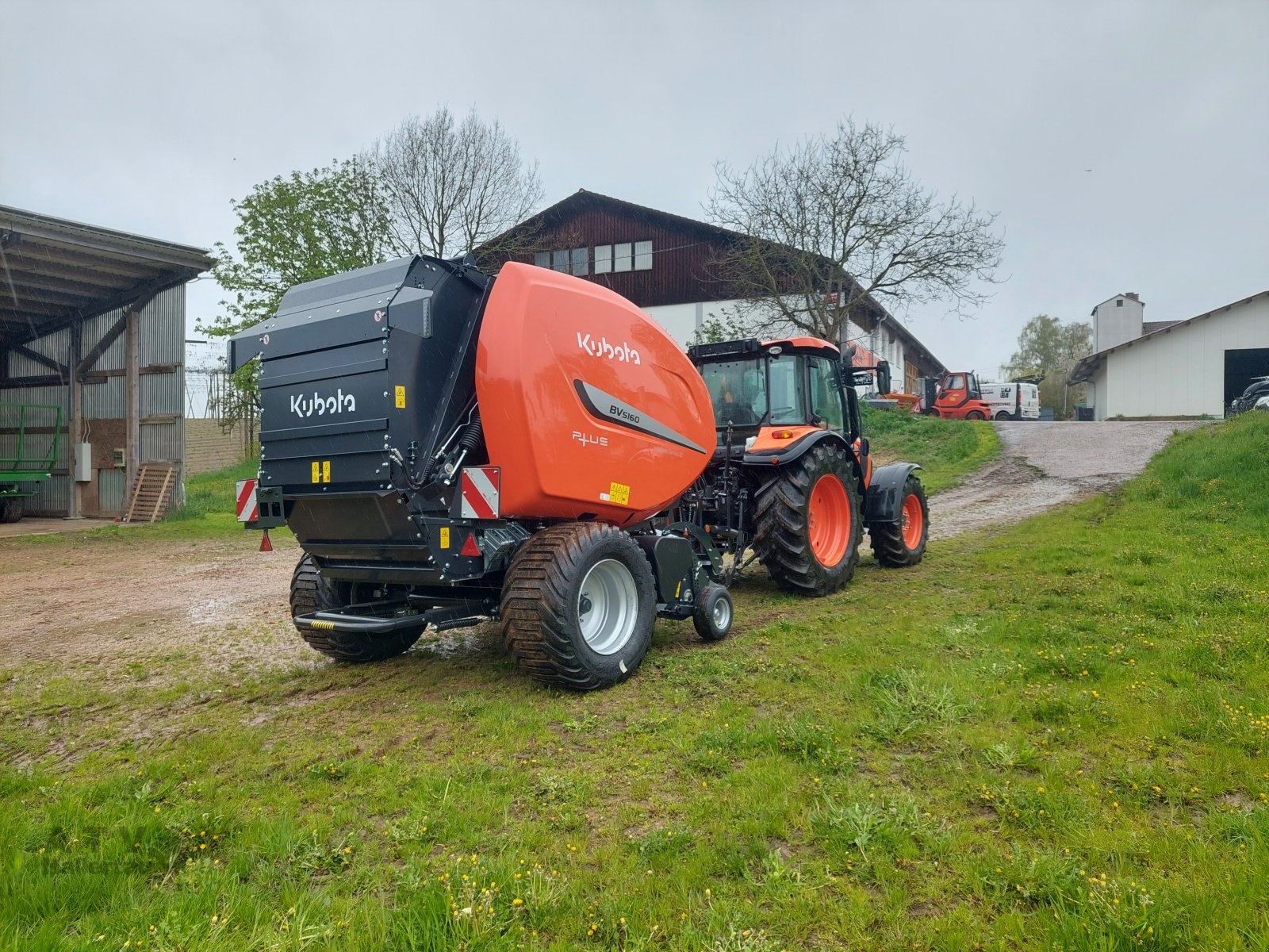 Rundballenpresse типа Kubota BV 5160, Neumaschine в Schweitenkirchen (Фотография 3)