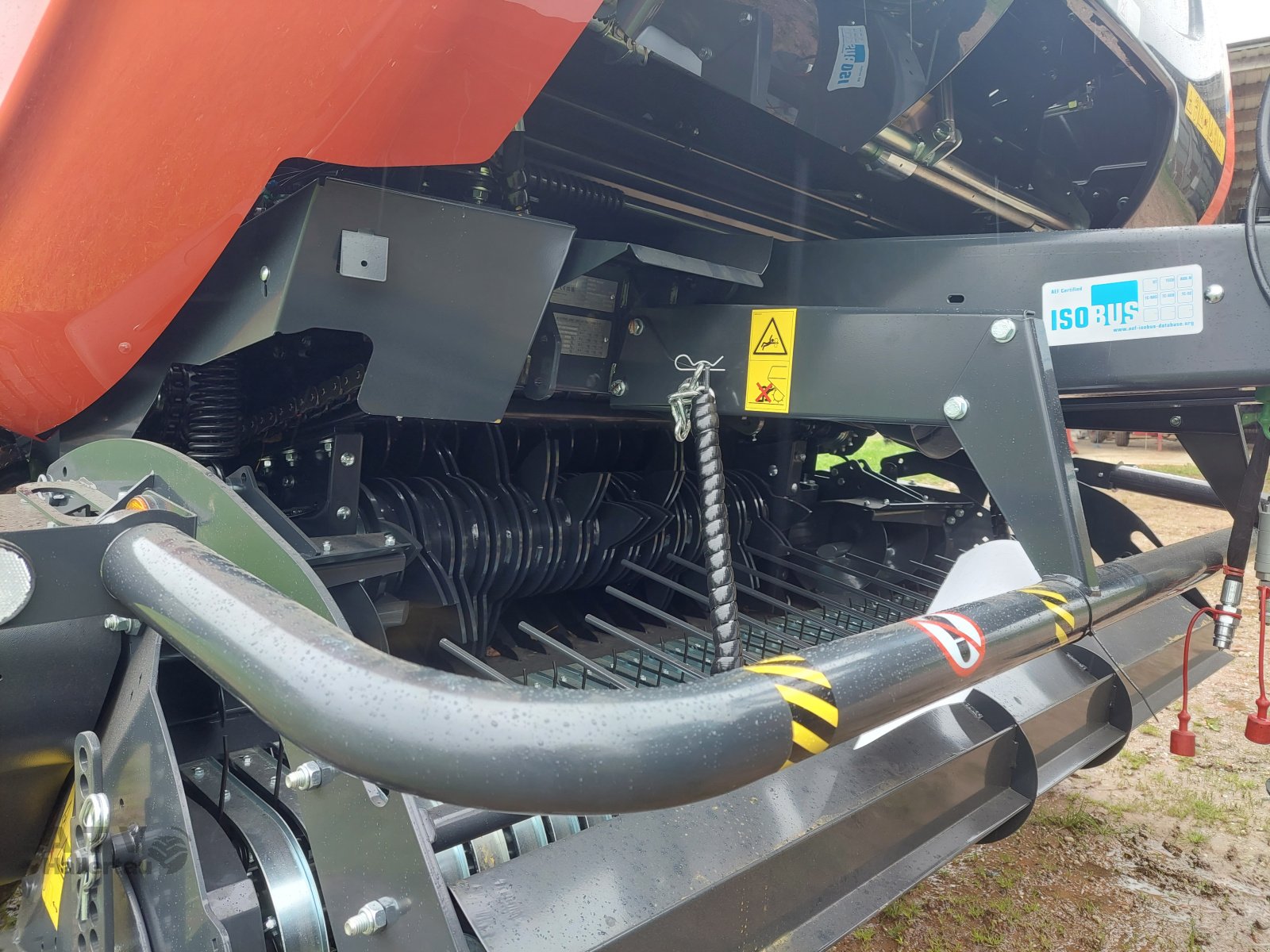 Rundballenpresse des Typs Kubota BV 5160, Neumaschine in Schweitenkirchen (Bild 5)