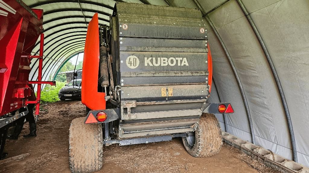 Rundballenpresse del tipo Kubota BV5160 SC14 ISOBUS, Gebrauchtmaschine In COGNAC LA FORET (Immagine 3)