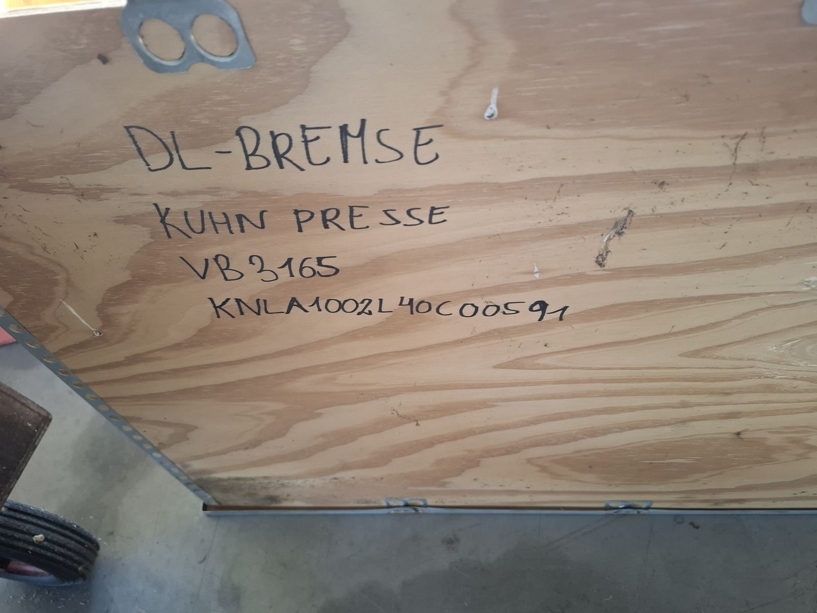 Rundballenpresse типа Kuhn Druckluftbremse zu Kuhn Rundballenpresse, Gebrauchtmaschine в Saxen (Фотография 7)