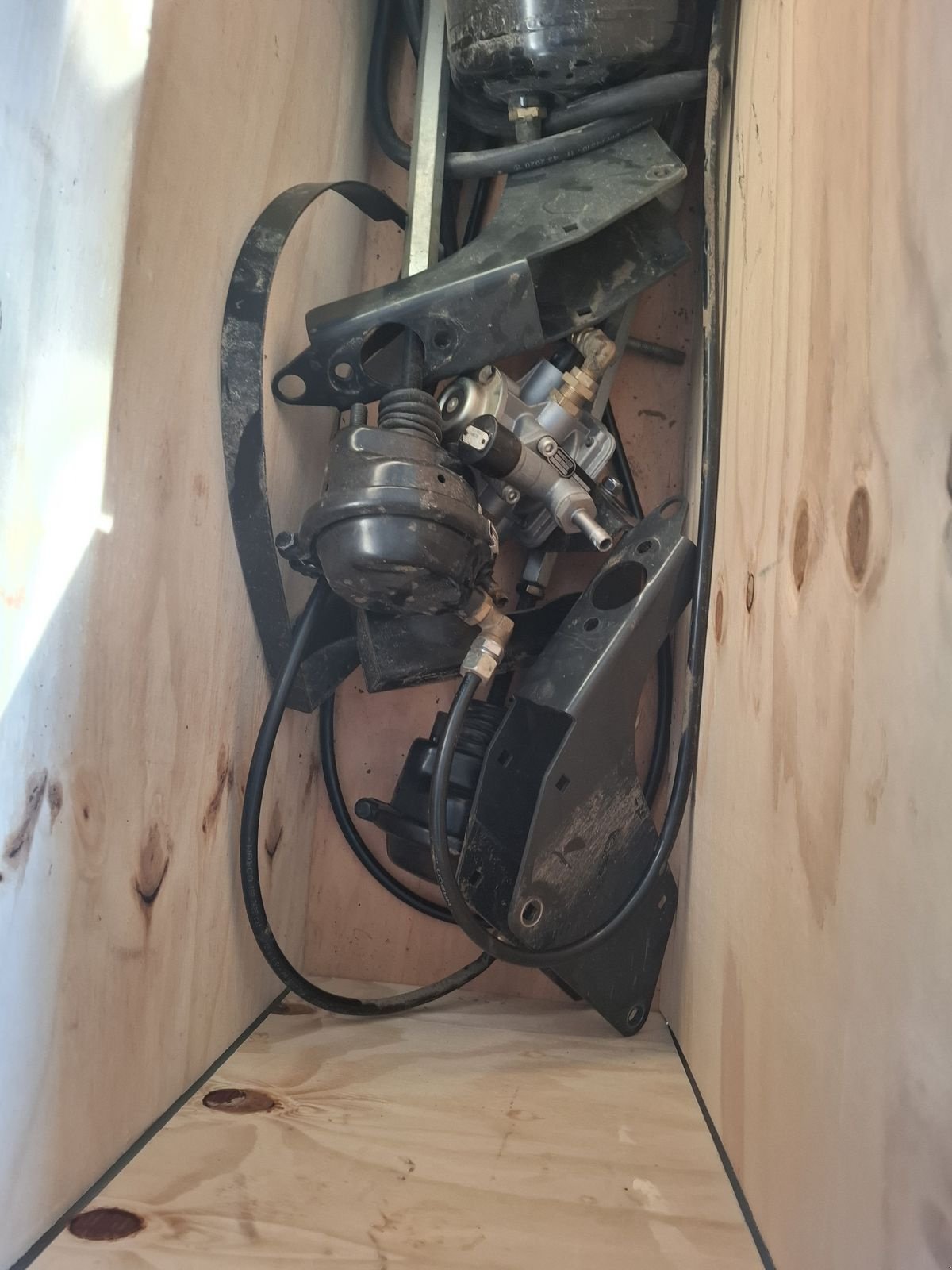 Rundballenpresse типа Kuhn Druckluftbremse zu Kuhn Rundballenpresse, Gebrauchtmaschine в Saxen (Фотография 5)