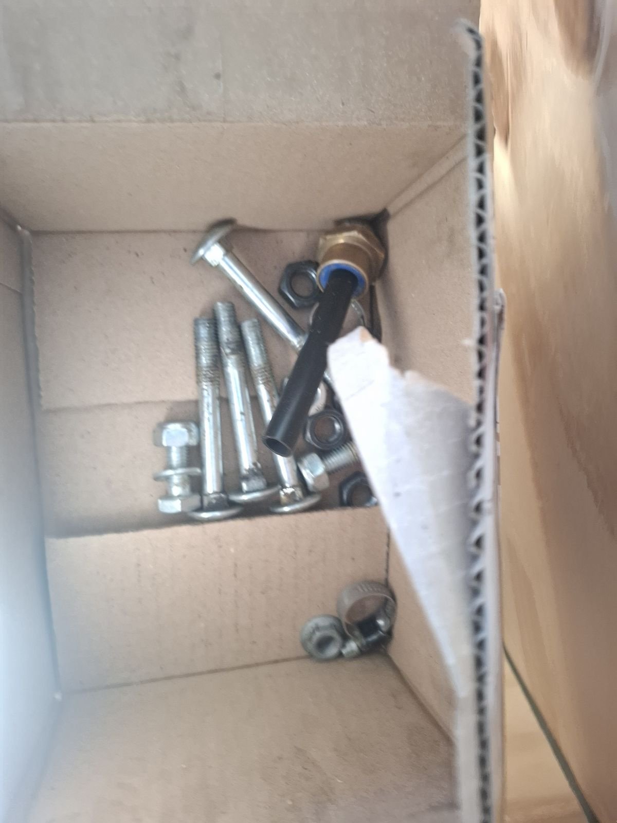 Rundballenpresse типа Kuhn Druckluftbremse zu Kuhn Rundballenpresse, Gebrauchtmaschine в Saxen (Фотография 4)