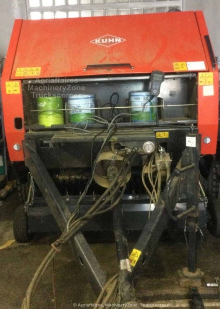 Rundballenpresse tip Kuhn FB 119, Gebrauchtmaschine in STENAY (Poză 3)