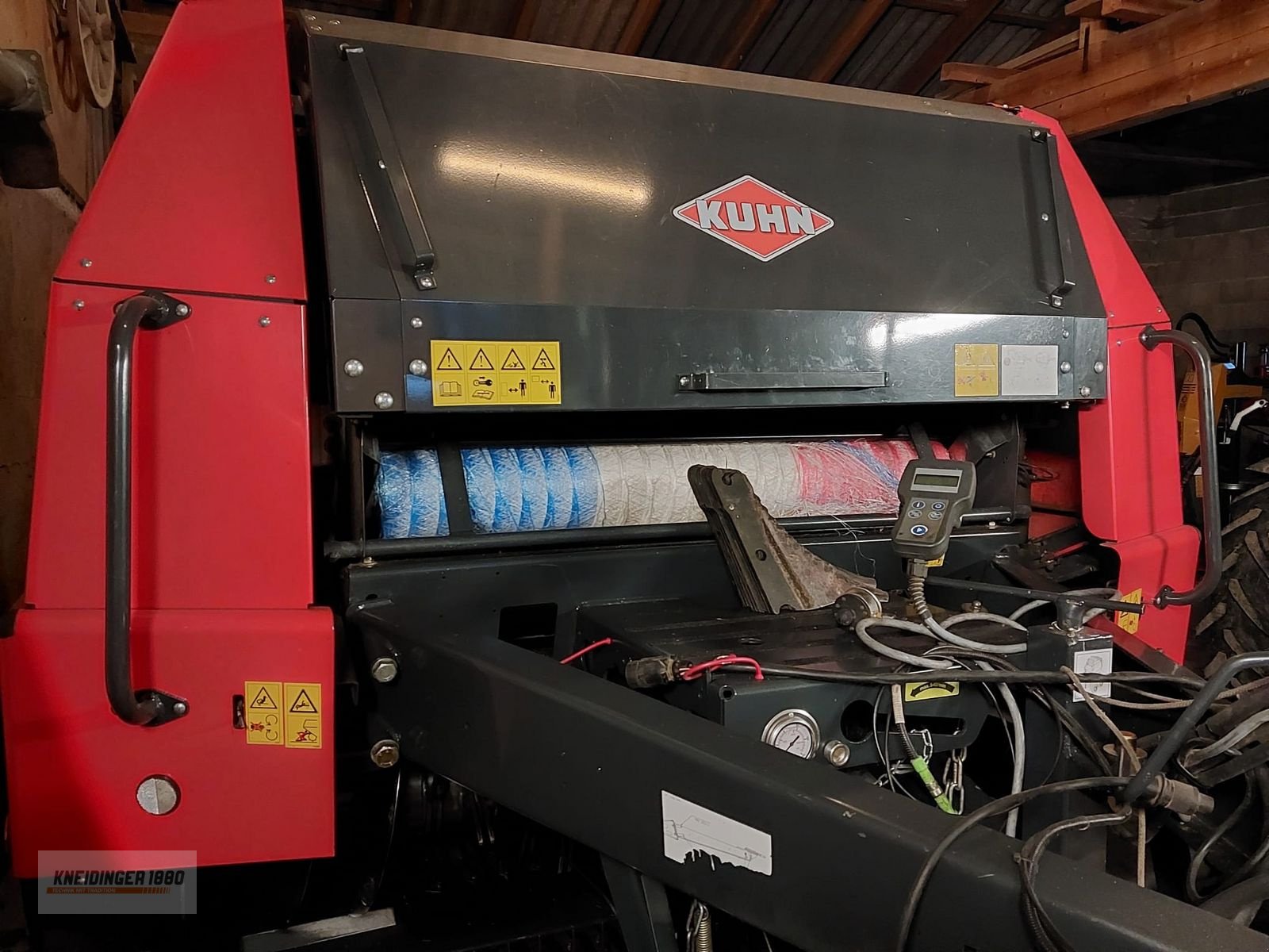 Rundballenpresse tip Kuhn FB 2125, Gebrauchtmaschine in Altenfelden (Poză 4)
