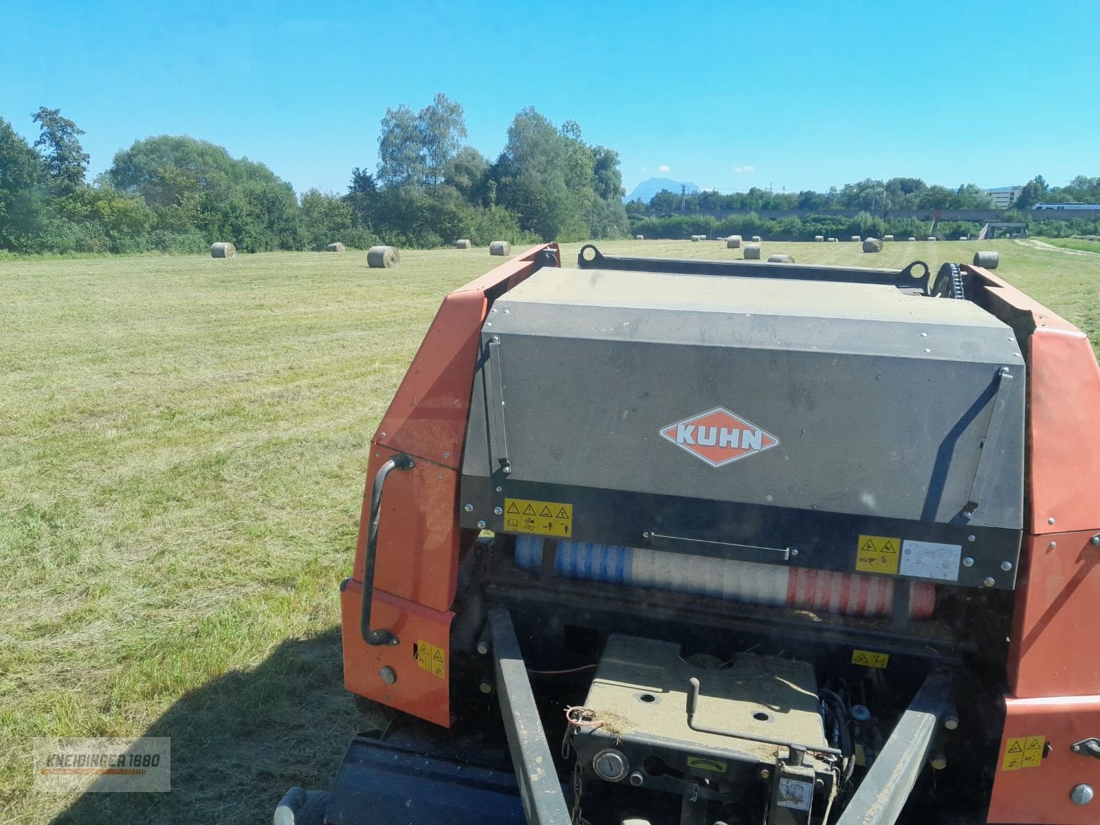 Rundballenpresse tip Kuhn FB 2125, Gebrauchtmaschine in Altenfelden (Poză 3)
