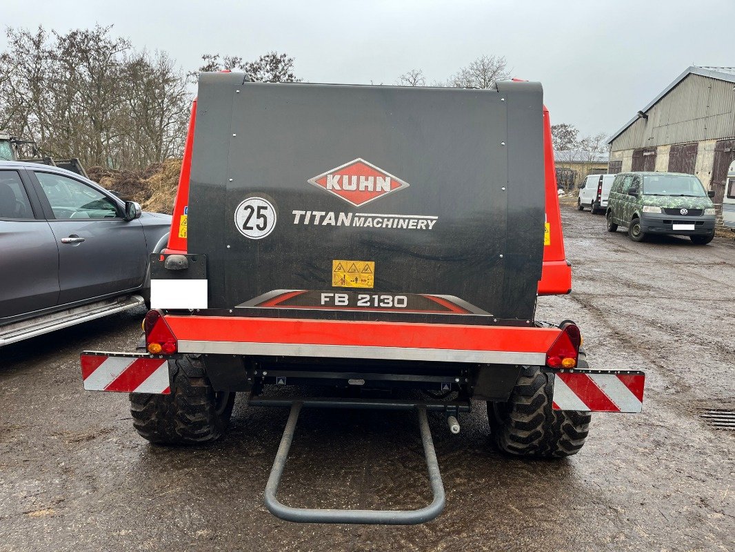 Rundballenpresse типа Kuhn FB 2130, Gebrauchtmaschine в Ebersbach (Фотография 3)
