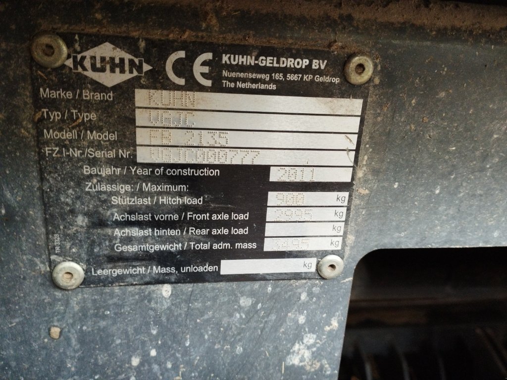 Rundballenpresse типа Kuhn FB 2135, Gebrauchtmaschine в Saint-Affrique (Фотография 8)