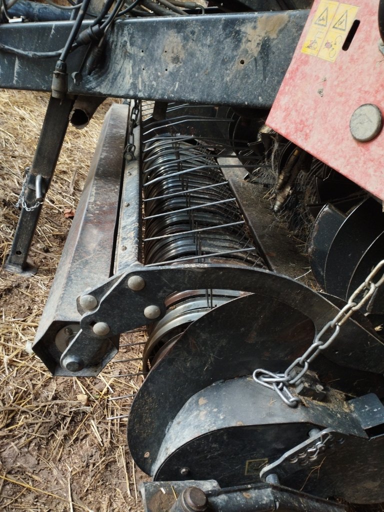 Rundballenpresse типа Kuhn FB 2135, Gebrauchtmaschine в Saint-Affrique (Фотография 10)