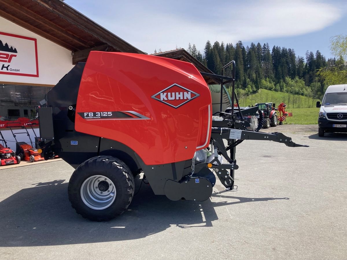 Rundballenpresse του τύπου Kuhn FB 3125, Vorführmaschine σε Reith bei Kitzbühel (Φωτογραφία 3)