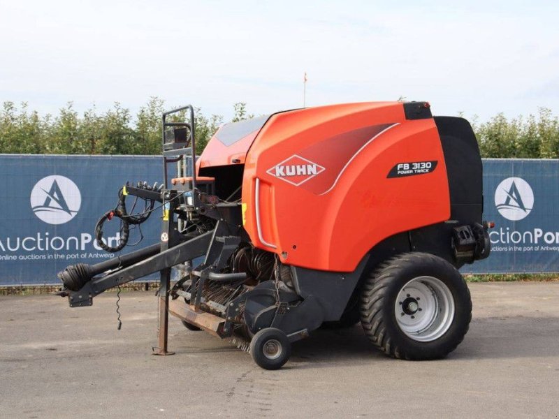 Rundballenpresse типа Kuhn FB 3130, Gebrauchtmaschine в Antwerpen (Фотография 1)