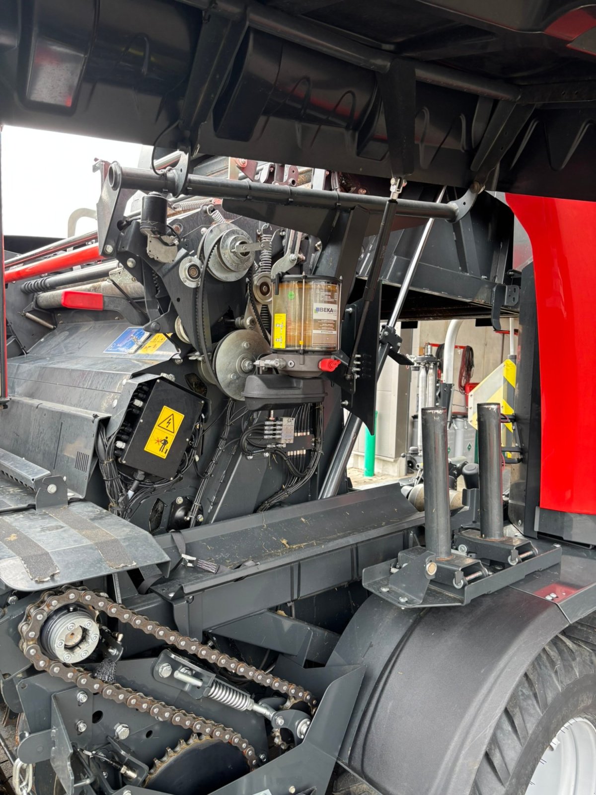 Rundballenpresse typu Kuhn FBP 3135 OC 23, Gebrauchtmaschine v Amerang / OT. Kirchensur (Obrázek 9)