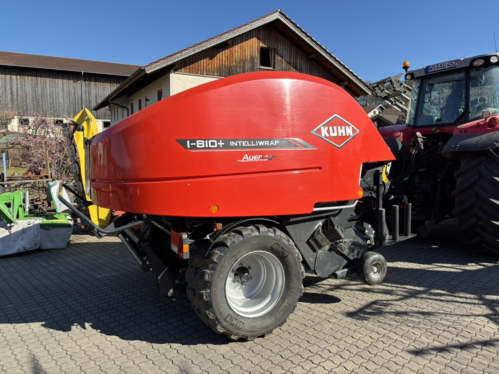 Rundballenpresse typu Kuhn I-Bio, Gebrauchtmaschine v Amerang / OT. Kirchensur (Obrázek 1)