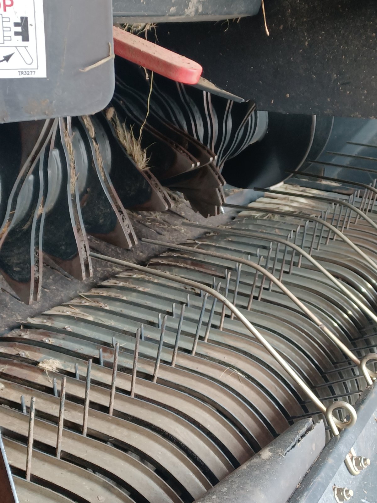 Rundballenpresse of the type Kuhn i Bio, Gebrauchtmaschine in Viechtach (Picture 2)