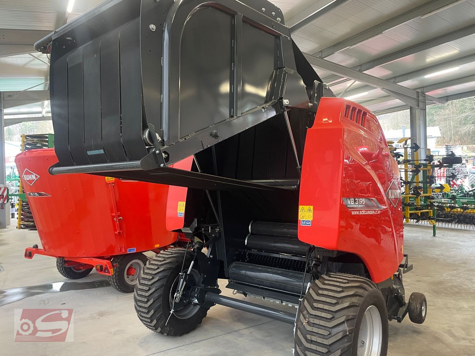 Rundballenpresse Türe ait Kuhn Kuhn VB 3195 - 23 OC, Neumaschine içinde Offenhausen (resim 4)