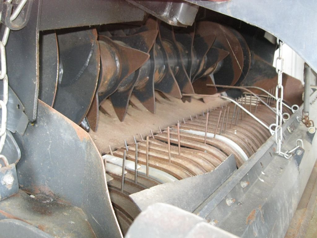 Rundballenpresse του τύπου Kuhn VB 2160 Optifeed, Gebrauchtmaschine σε BRECE (Φωτογραφία 6)