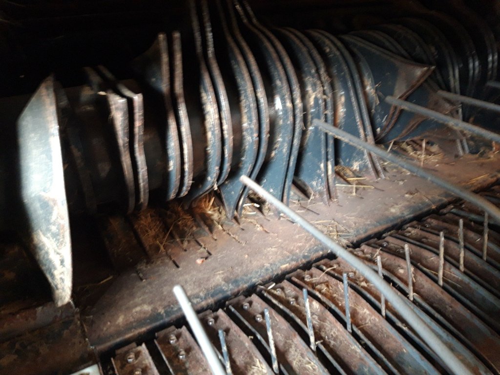 Rundballenpresse a típus Kuhn VB 2160 RC 14 FF, Gebrauchtmaschine ekkor: DIFFENBACH-LES-HELLIMER (Kép 7)