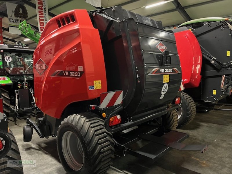 Rundballenpresse des Typs Kuhn VB 3260 Opticut 14, Gebrauchtmaschine in Lensahn (Bild 2)