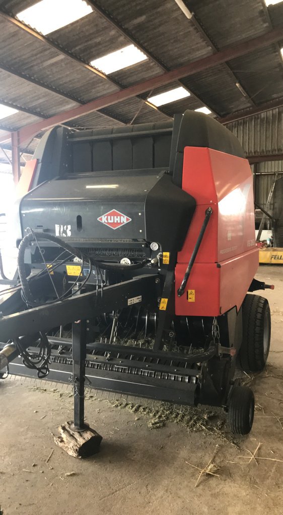Rundballenpresse of the type Kuhn Vb2160, Gebrauchtmaschine in Val Mont (Picture 5)
