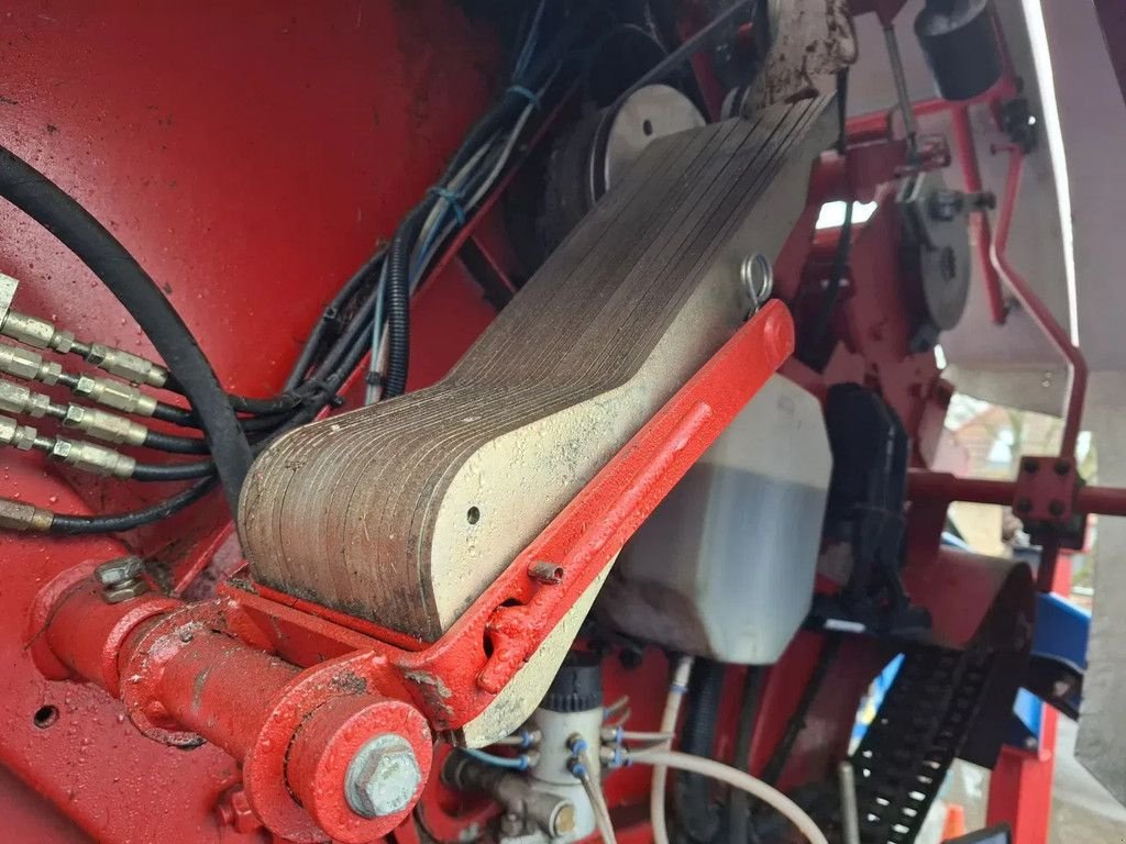 Rundballenpresse Türe ait Lely RP245 profi, Gebrauchtmaschine içinde Groningen (resim 10)