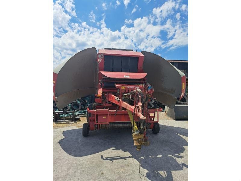 Rundballenpresse des Typs Lely RP502, Gebrauchtmaschine in CHAUMONT (Bild 1)